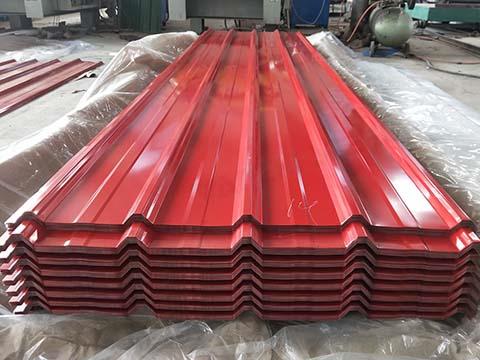 Color Corrugated Sheets at Factory