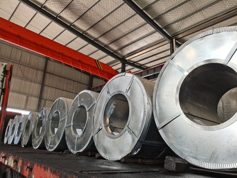 Loading of 50 Tons of Galvanized Steel Coils