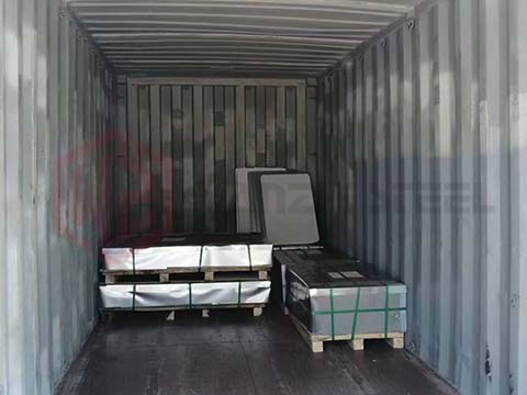 56 Tonnen Whiteboard-Bögen nach Polen