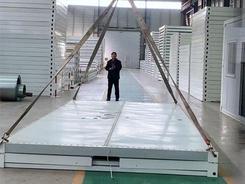 Folding house folding effect