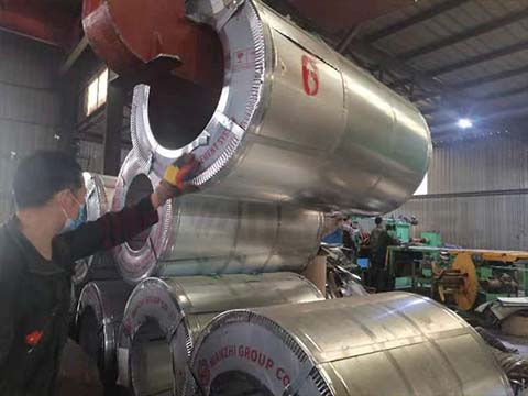 Galvanized coil shipping