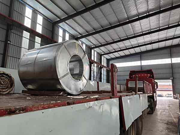 Azerbaijan 26 Tons Galvanized Steel Strips Project