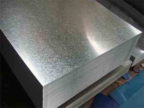 Oberfläche aus verzinktem Stahl