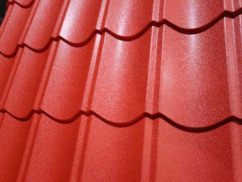 Laminated pearlescent film metal roofing panels