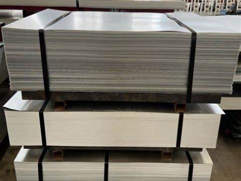 Bundles of Z700 galvanized sheets