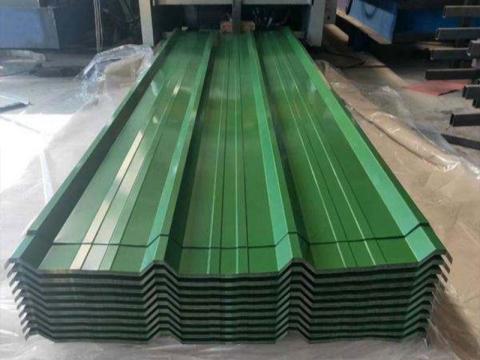 Matte green roof panel