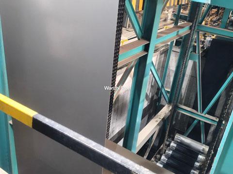 RAL9017 color steel coil is in production